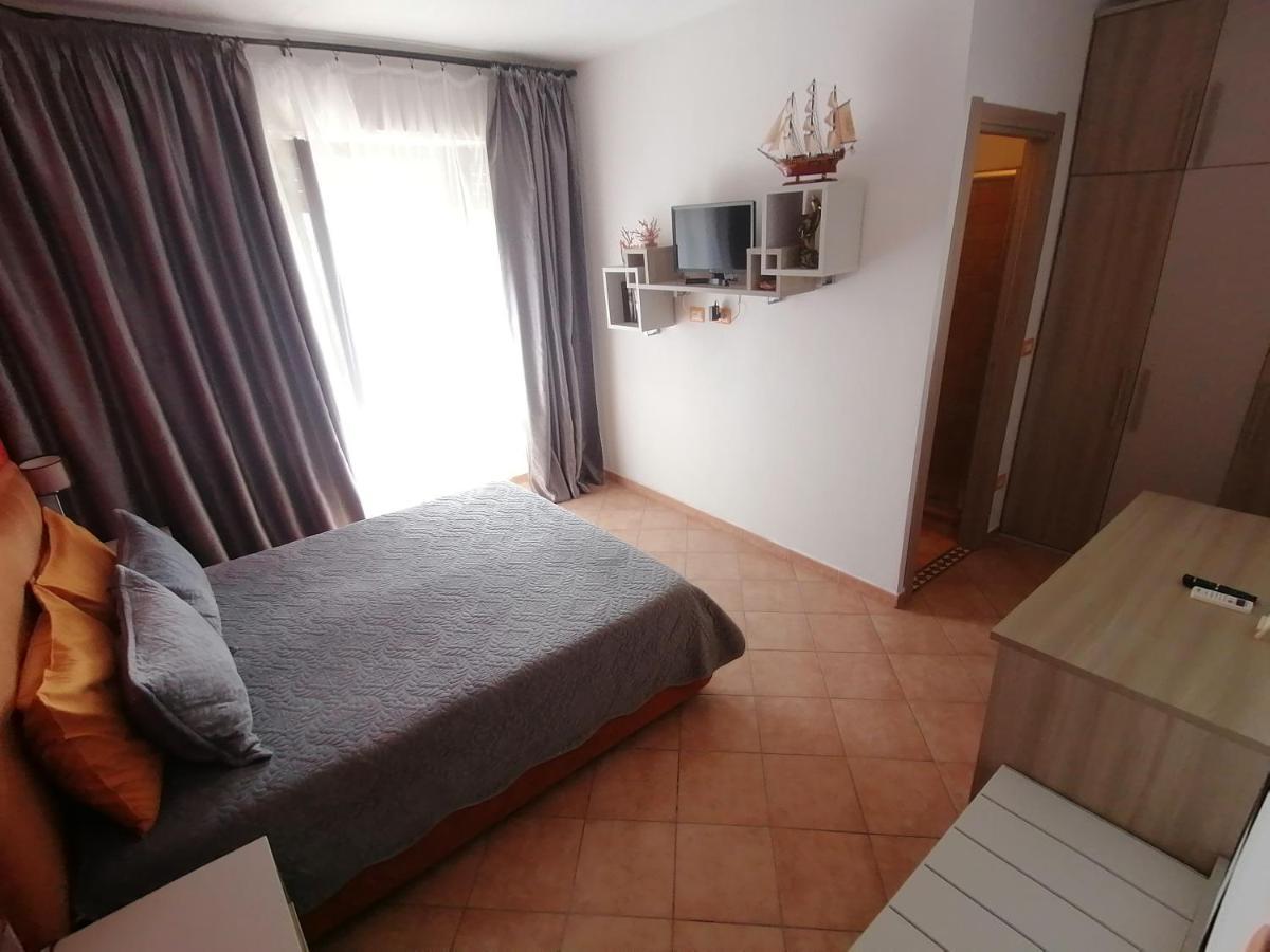 לה מדלנה B&B Il Corallo מראה חיצוני תמונה