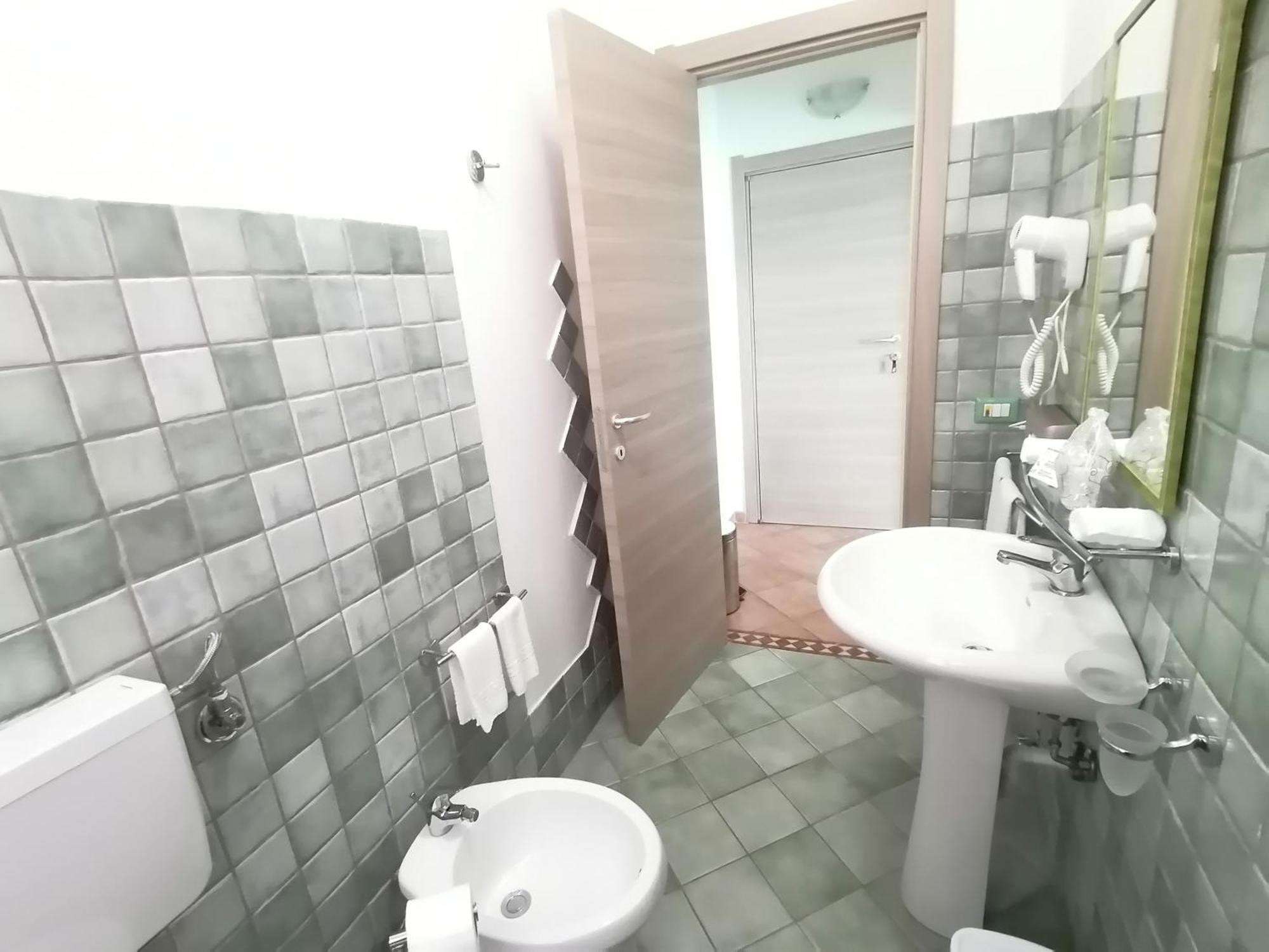 לה מדלנה B&B Il Corallo חדר תמונה
